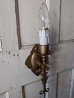 画像4: 1930'S　ビクトリアン　キャンドルソケットランプ　燭台 モチーフ　ろうそく風　ウォールマウントブラケットライト　1灯　ブラス　アイアン　ベアバルブ　アンティーク　ビンテージ