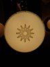 画像2: アンティーク　幾何学柄　ミルクガラスシェード付　ペンダントランプ　1灯　スクールハウスシーリング　ビンテージ (2)