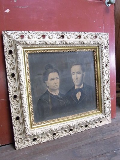 画像1: アンティーク　ビクトリアン　フレーム　装飾付き　ウォールオーナメント　肖像画　夫婦　額縁　ビンテージ　その1