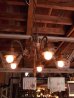 画像2: アンティーク　EASTLAKE   アーリーセンチュリー　 ペンダントランプ　ビッグタッセル　ACORN　シャンデリア　5灯　装飾付き　シーリングライト　ビンテージ (2)