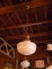 画像4: アンティーク　1920's　ペア　柄付きミルクガラスシェード　ペンダントランプ　1灯　 OLD　スクールハウスシーリング　2pcs set　ビンテージ (4)