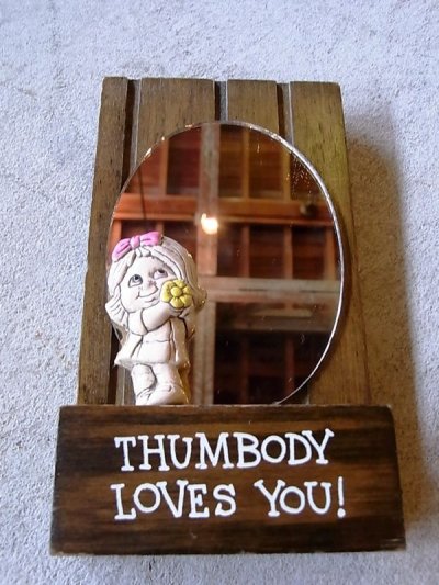 画像1: アンティーク　鏡　ミラー　木製土台　メッセージ　ドール　THUMBODY LOVES YOU!　ビンテージ