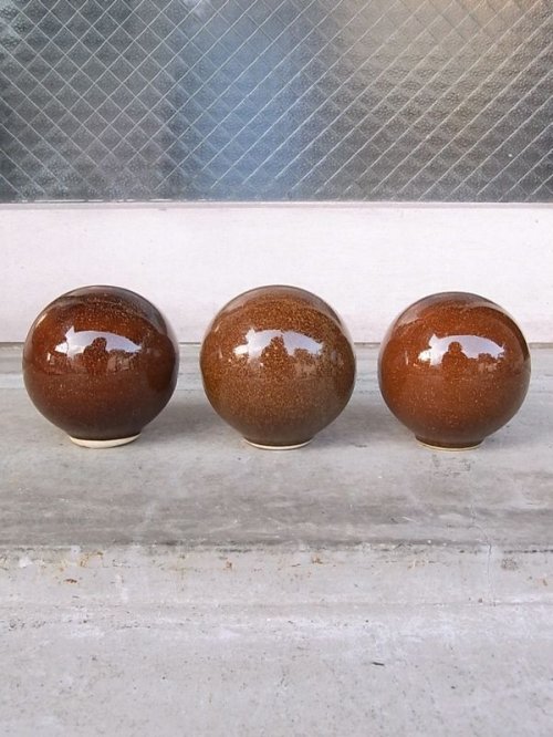 other photographs.1: アンティーク　オブジェ　陶器　陶器ボール　小型　3pcs set　ビンテージ