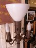 画像5: アンティーク　シャビー　リペイント　ビクトリアン　フロアランプ　１+3灯　ミルクガラスシェード　装飾付き土台　ビンテージ (5)