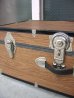 画像7: トランク　スーツケース　中型　木目調　鍵付き　店舗什器に　アンティーク　ビンテージ