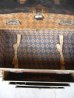 画像16: steamer trunk　デカール付き　ワードローブトランク　超大型　衣装ケース　木製ハンガー　鍵付き　デカール　アンティーク　ビンテージ