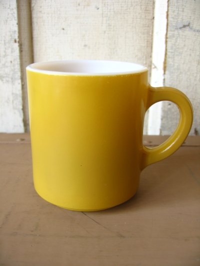 画像1: マグカップ　ミルクガラス　カラーマグ　山吹色　アンティーク　ビンテージ