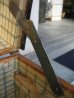 画像13: 19世紀　ドームトップトランク　中型　幾何学模様　収納ケース　キャスター付き　店舗什器に　アンティーク　ビンテージ
