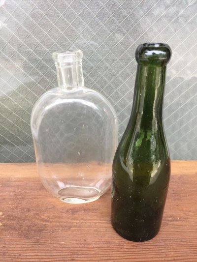 画像1: ガラスボトル　2本セット　クリアボトル　グリーン　一輪挿し　アンティーク　ビンテージ