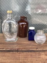 ガラスボトル　バラエティー　4本セット　瓶　フラワーベース　陶器　クリアガラス　色付きガラス　アンティーク　ビンテージ