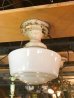 画像2: 1930’S　1940’S　ミルクガラスシェード　シーリングライト　フラッシュマウント　1灯　スクールハウスシーリング　真鍮　アンティーク　ビンテージ (2)