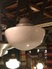 画像2: T様商談中1920'S 30'S　スクールハウスシーリング　中型　ペンダントランプ　ミルクガラスシェード　1灯　真鍮　アンティーク　ビンテージ (2)