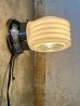 画像1: 1950'S 60'S　パウダールームランプ　LEVITON ソケット　洗面　レストルーム　トイレ　バスルームライト　ミントコンディション　ウォールマウントブラケットライト　1灯　フロスト＆リブドガラス　スチール　クロムメッキ 　アンティーク　ビンテージ (1)