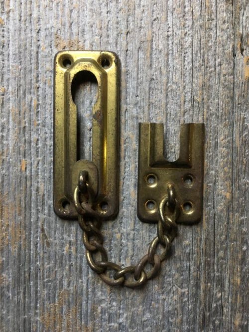 other photographs.2: 1940’S 50'S　サーフェイスロック　ドアチェーン　ドアファスナー　ロック　CHAIN DOOR FASTENERS　鍵　スチール　アイアン　真鍮メッキ　アンティーク　ビンテージ