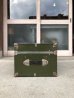 画像6: メタルトランク　カーキ　中型　スーツケース　店舗什器に　アンティーク　ビンテージ