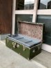 画像1: メタルトランク　カーキ　中型　スーツケース　店舗什器に　アンティーク　ビンテージ (1)