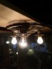 画像1: 1920'S30'S　アールデコ　フラッシュマウント　シーリングライト　3灯　シャンデリア　真鍮　ベアバルブ　ソケットサラウンド　ボールチェーンスイッチ付　ビクトリアン　装飾　アンティーク　ビンテージ (1)