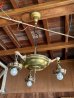 画像10: 1920'S30'S　アールデコ　シーリングライト　パンランプ　ARROW　3灯　シャンデリア　真鍮　ベアバルブ　スイッチ付　ソケットサラウンド　装飾　アンティーク　ビンテージ