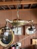 画像12: 1920'S30'S　アールデコ　シーリングライト　パンランプ　ARROW　3灯　シャンデリア　真鍮　ベアバルブ　スイッチ付　ソケットサラウンド　装飾　アンティーク　ビンテージ