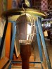 画像4: 1930'S 40'S　McGILL MFG.CO.INC　トラブルランプ　アンティーク　1灯　インダストリアル　CAGE LIGHT　ウッドハンドル　ケージランプ　トラブルライト　ビンテージ