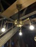 画像3: 1910'S 20'S　アーリーセンチュリー　アーツ＆クラフツ　アールデコ　シーリングライト　レア　スクエアシャフトランプ　パンランプ　GEソケット 　3灯　シャンデリア　真鍮　ベアバルブ　ターンスイッチ付　ソリッドブラス　アンティーク　ビンテージ