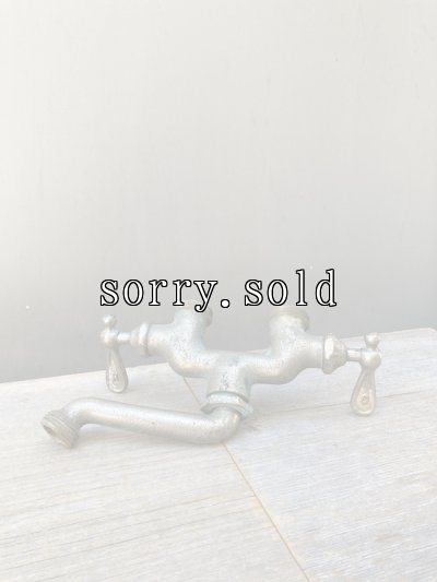 画像1: 1930'S 40'S　アールデコ　Sink faucet　水道　蛇口　混合水栓　TAP　水栓　ビンテージプランビング　レバーハンドル　COLD　HOT　真鍮　ニッケルメッキ　ニッケルカバード　ディスプレイに　実用に　アンティーク　ビンテージ