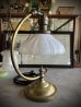 画像2: 1900’S 1910'S　G.E.COMPANY　ジェネラルエレクトリック　アーリーエレクトリック　ブラス　テーブルランプ　ミルクガラス　アイアン　1灯　スイベル機構　角度調節可能　アンティーク　ビンテージ (2)