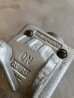 画像3: 1940'S 50'S　アメリカ製　CROUSE-HINDS　BRYANT　ミッドセンチュリー　ヘヴィーデューティー　インダストリアル　砂型キャストアイアン　アルミ　フルカバード　レバースイッチ　サーフェイススイッチ　壁スイッチ　アンティーク　ビンテージ