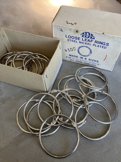 画像1: 1960'S 70'S　USA　デッドストック　カードリング（大）loose leaf binder rings　made in Japan 　インデックスホルダーリング　RING BOOK 　一箱セット　日本製　逆輸入　ステーショナリー　スチール　ニッケルメッキ　キーホルダー キーリングに！　アンティーク　ビンテージ