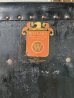 画像16: 1900'S 10'S　アメリカ製　steamer trunk　WHEARY TRUNK Co.　ワードローブトランク　カンパニーデカール付　木製ハンガー付　超大型　衣装ケース　店舗什器に　アンティーク　ビンテージ