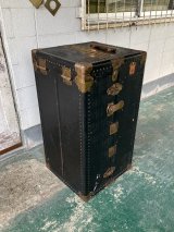 1900'S 10'S　アメリカ製　steamer trunk　WHEARY TRUNK Co.　ワードローブトランク　カンパニーデカール付　木製ハンガー付　超大型　衣装ケース　店舗什器に　アンティーク　ビンテージ