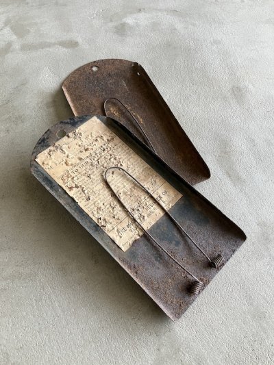 画像2: 1930'S 40'S　レシートホルダー　バインダー　2PCS/SET.　McCaskey Register Co Slips Receipt Bill Holder　ビクトリアン　Bill binder　ビルバインダー　伝票ホルダー　店舗ディスプレイ　店舗什器　アンティーク　ビンテージ