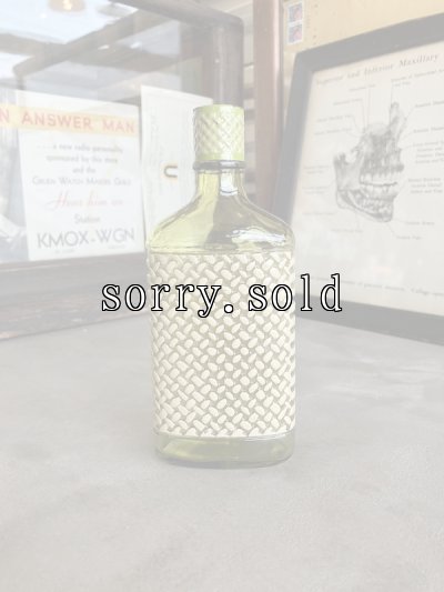 画像2: 1960'S 70'S　HAIR TONIC BOTTLE　理髪店　理容室　バーバー　ヘアトニック瓶　スカルプ　グリーンガラスボトル　瓶　蓋つき　クリアガラス　アンティーク　ビンテージ