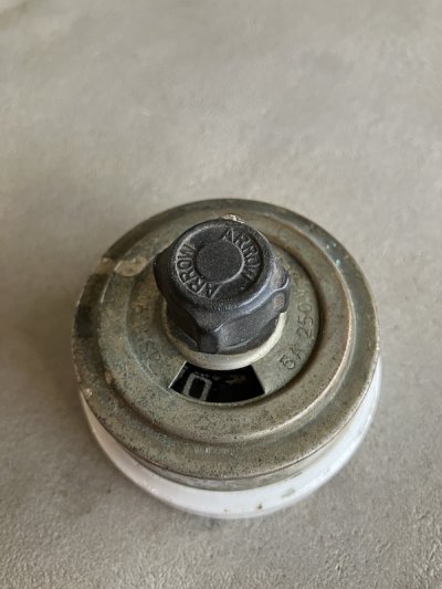 画像2: 1900'S 10'S　ARROW　アメリカ製　シャビーシック　パティナ　PATINA　サーフェイススイッチ　ロータリースイッチ　ターンスイッチ　スナップスイッチ　ブラス　ニッケルメッキ　ポーセリン　中型　アンティーク　ビンテージ