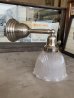 画像4: 1900’S 10'S　レア　YOST　ホロフェーン　HOLOPHANE　アーリーセンチュリー　1灯　フロストガラスシェード　ウォールマウントブラケットライト　真鍮　ニッケルメッキ　アンティーク　ビンテージ