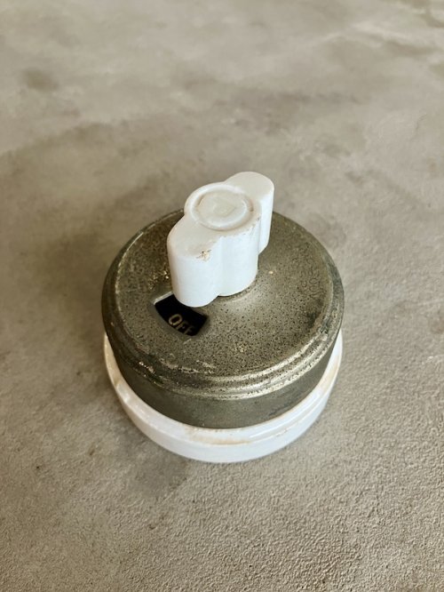 other photographs.1: 1900'S 10'S    アーリーエレクトリック　アメリカ製　サーフェイススイッチ　THE PES MFG.CO　PERKINS　超大型　ロータリースイッチ　ターンスイッチ　ブラス　ニッケルメッキ　ポーセリン　アンティーク　ビンテージ 