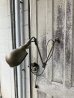 画像2: 1950'S　シアーズ　クラフツマン　SEARS ROEBUCK　CRAFTSMAN　ボールチェーン　LEVITON　1灯　インダストリアル アームライト　ワークベンチ ランプ　ウォールマウントorベンチマウント ブラケットライト　ミントコンディション　GOLD　シャンパンゴールド　アンティーク　ビンテージ (2)
