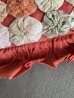 画像15: 1890’S 1900'S 1910'S　ヴィクトリアン　フェザークッション　ハンドメイド　フラワーモチーフ　柄　シルク　レース　フリル　オーガンジー　赤系　アンティーク　ビンテージ　