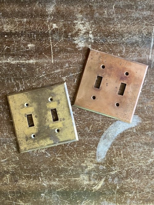 other photographs.2: 1920's 30'S　パティナ　BRYANT & UNKNOWN　クロムメッキ　銅メッキ　ブラス　アメリカ　スイッチプレート　2口　トグルスイッチ　レバースイッチ　アンティーク　ビンテージ