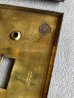 画像15: 1920 30's　PATINA　スイッチプレート　アメリカ　真鍮　ヘヴィーブラス　1口　トグルスイッチ　タンブラースイッチ　レバースイッチ　BRYANT,ジェネラルエレクトリック & UNKNOWN　アンティーク　ビンテージ