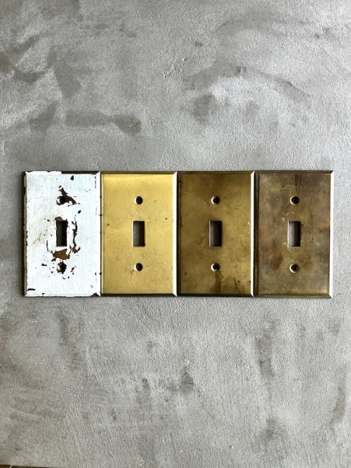 other photographs.2: 1920 30's　PATINA　スイッチプレート　アメリカ　真鍮　ヘヴィーブラス　1口　トグルスイッチ　タンブラースイッチ　レバースイッチ　BRYANT,ジェネラルエレクトリック & UNKNOWN　アンティーク　ビンテージ