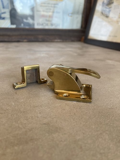 other photographs.1: 1920'S 30'S　アイスボックスラッチ　リフリッジレーター　フリッジハンドル　レバー　ラッチ　キャビネットラッチ　ラッチ　キャッチ　ソリッドブラス　アンティーク　ビンテージ