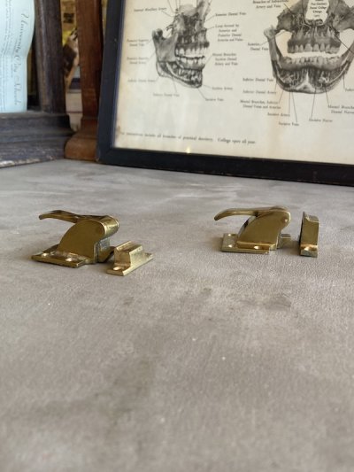 画像2: 1920'S 30'S　アイスボックスラッチ　リフリッジレーター　フリッジハンドル　レバー　ラッチ　キャビネットラッチ　ラッチ　キャッチ　ソリッドブラス　アンティーク　ビンテージ