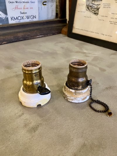 画像2: 1900'S 1910’S CIRCLE F アーリーセンチュリー フラッシュマウント ウォールマウント&シーリングマウント シンプルライト ポーセリン 真鍮 ソケットランプ 1灯 アンティーク ビンテージ