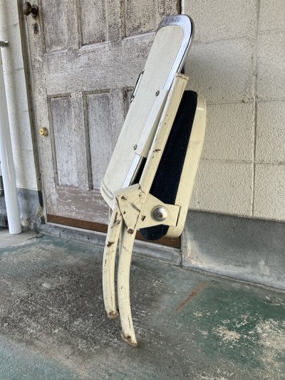 画像9: 1960'S　HEYWOOD WAKEFIELD　フォールディングチェア　ヘイウッド・ウェイクフィールド　ミッドセンチュリー　モダン　モダニズム　スチール　椅子　折りたたみ椅子　EAMES ERA　イームズ　ネルソン　パントン　スペースエイジ　座面少々日ヤケあり　ビンテージ　アンティーク