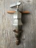 画像3: 1920'S 30'S　水道　蛇口　faucet　TAP　水栓　ビンテージプランビング　レバーハンドル　COLD　HOT　真鍮　ニッケル　メッキ　カバード　ハンマードフィニッシュ　アンティーク　ビンテージ