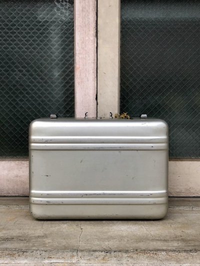 画像2: 1940'S 50'S　HALLIBURTON　アタッシュケース　ジェラルミン　アルミ　トランク　小型　店舗什器に　アンティーク　ビンテージ