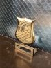 画像1: 1980'S　LA OLYMPIC　ロス５輪　ロサンジェルスオリンピック　アドバタイジング　サイン　真鍮　ソリッドブラス　オブジェ　楯　ペーパーウエイト　アンティーク　ビンテージ (1)
