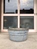 画像1: ウォッシュタブ　ガーデンタブ　大型たらい　ブリキ　バケット　ガーデニング　ガーデンツールバケット　アンティーク　ビンテージ (1)