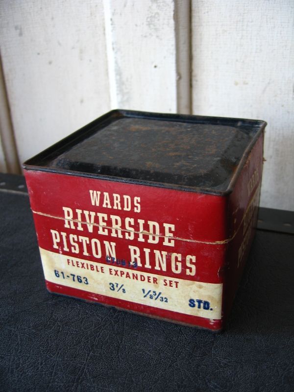 ティン缶　ピストンリング　WARDS　RIVERSIDE PISTON RINGS　ショップディスプレイなどに　アンティーク　ビンテージ